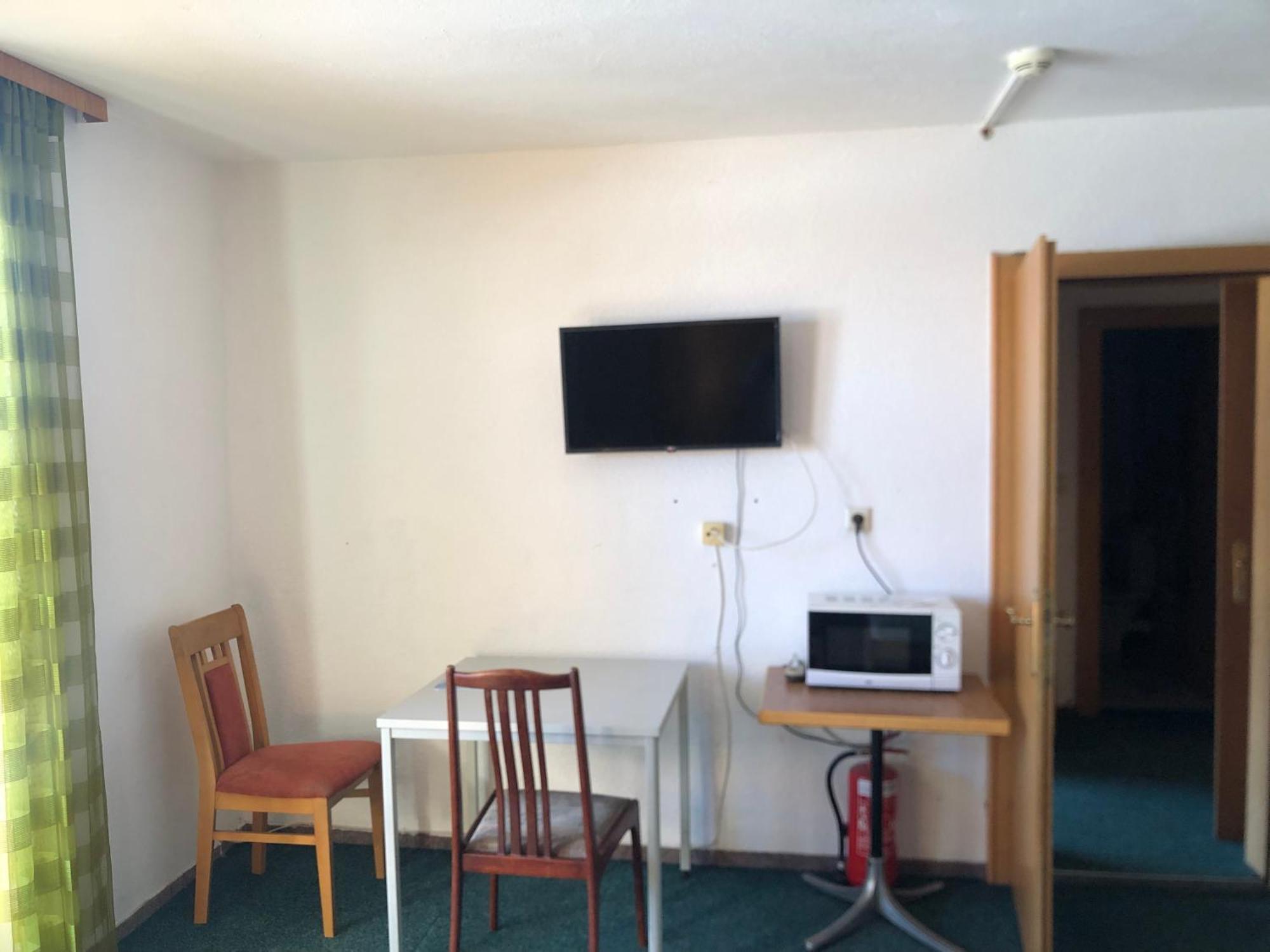 Appartement Gruenfelder Oberperfuss Bagian luar foto